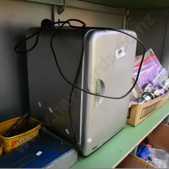 compact 12v cooler/warmer