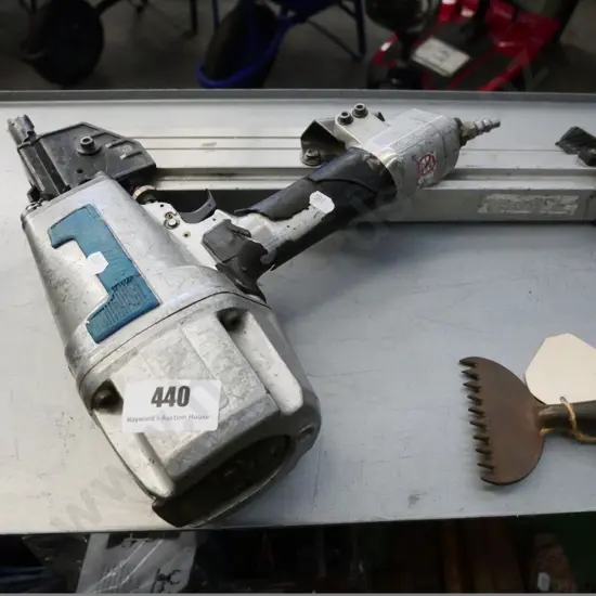 Makita compressed air nail gun