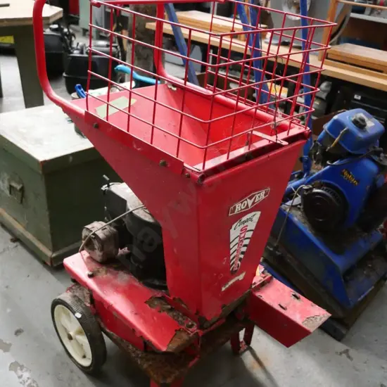 restorer's Rover 4-stroke garden shredder - as-is, untested, no returns