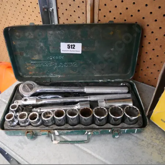 small socket set