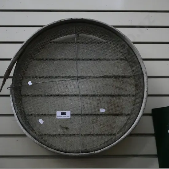garden sieve