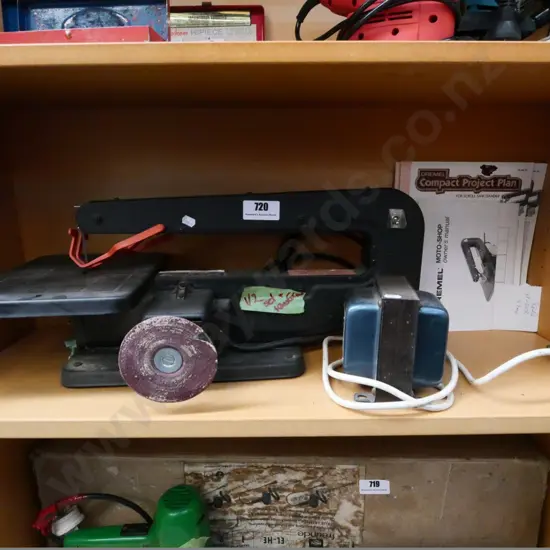 Dremel combination sander / scroll saw and transfer