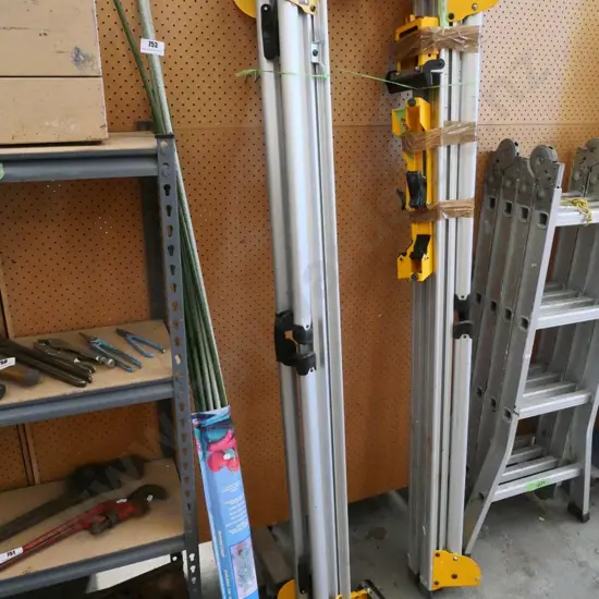 Dewalt drop-saw stand - missing some attachments