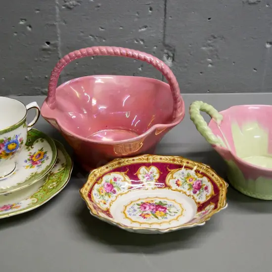 2 Crown Devon baskets, a Royal Albert Lady Hamilton sweet dish, and a Salisbury trio