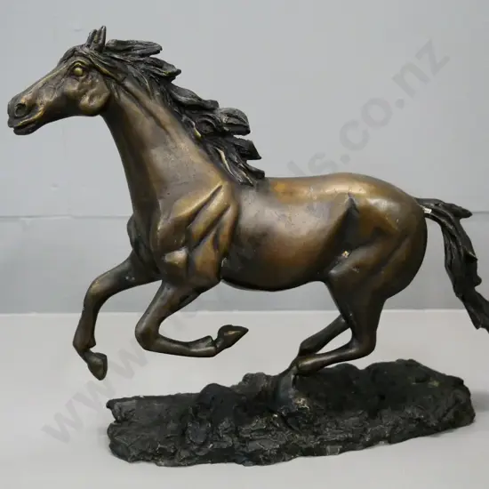 cast metal galloping horse figure H-300 L-380