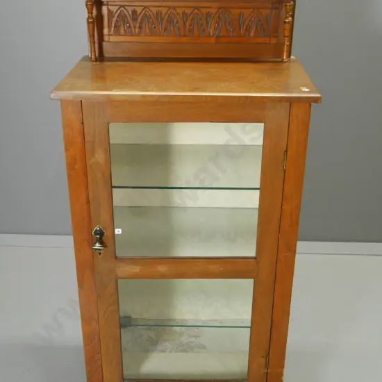 deco oak display cabinet on casters w/carved gallery top, 3 glass shelves, fabric lined - H-1160 W-530 D-350