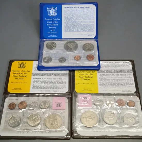 3 New Zealand annual collector coin sets - 1976, 1977 and 1978