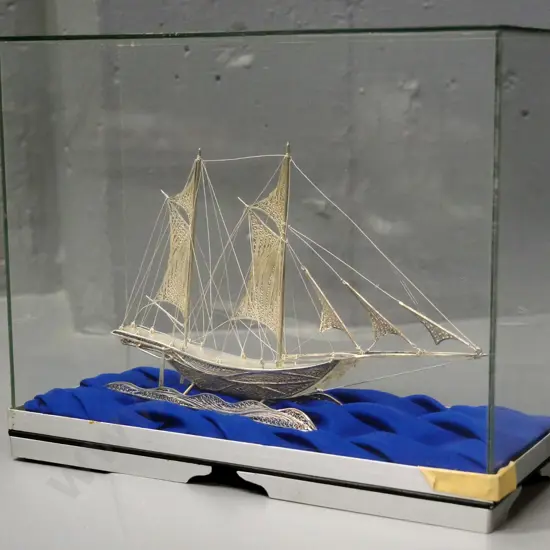 silver filigree sailing ship model in glass, metal and wood display case H-180 W-220 D-90