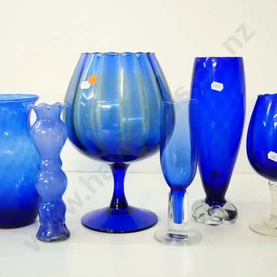 6 assorted blue glass vases and glasses including swirled small vase and large goblet H-280