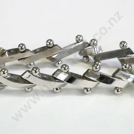 silver bracelet stamped 925