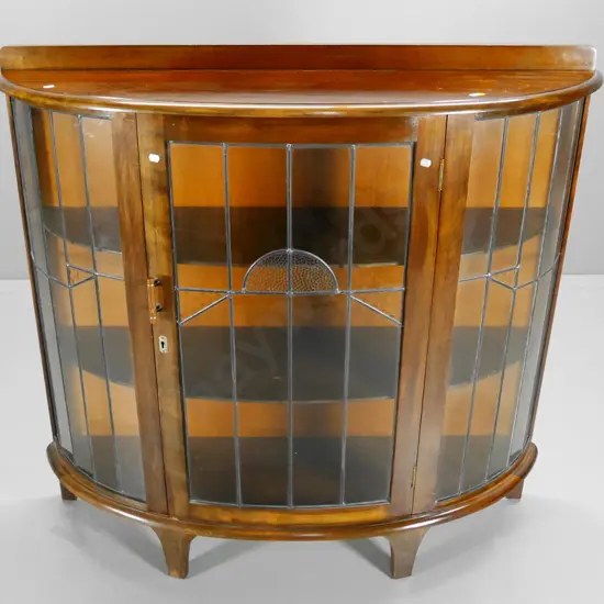 mahogany deco bow-front leadlight china cabinet,lockable, with key. H-1060 W-1100 D-320