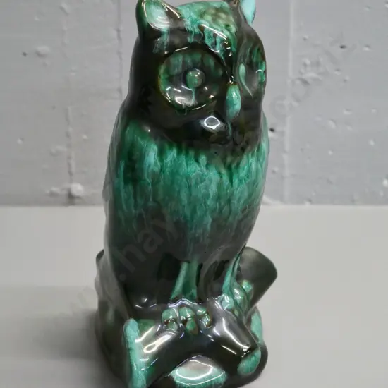 Blue Mountain pottery owl figure H-250
