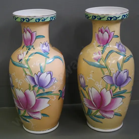 pair of large Chinese floral hand-painted vases H-450