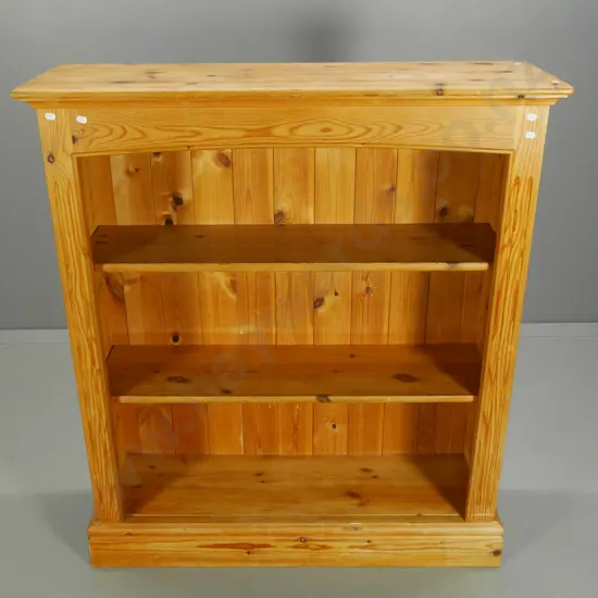 pine bookcase with 2 adjustable shelves H-1080 W-960 D-300
