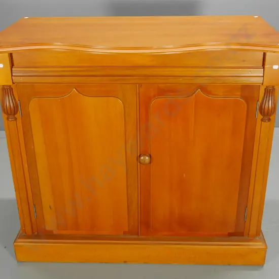 vintage kauri chiffonier with 2 doors and single drawer, carved pilasters H-960 W-1080 D-580