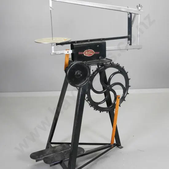 Hobbies Gem Machine - vintage foot operated scroll saw H-840