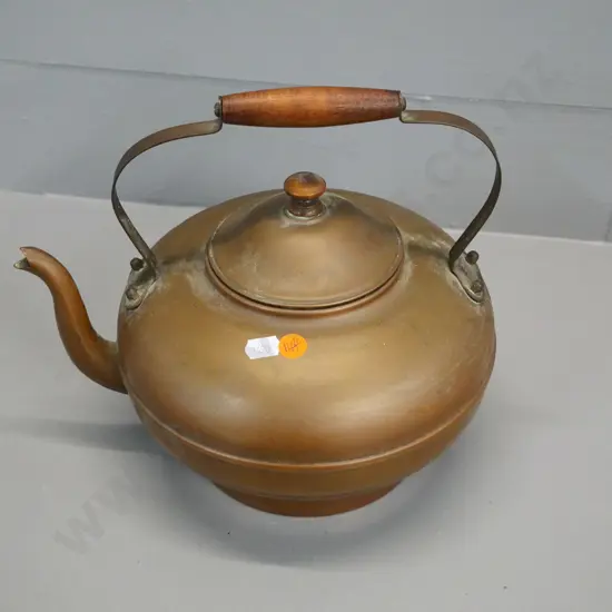 copper kettle with wooden hand grip and knob H-250 L-270