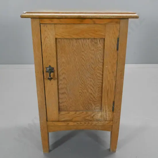 deco oak pot cupboard with drop handle - stains and marks to polish H-700 W-460 D-340