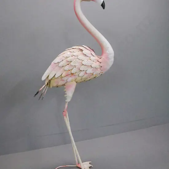 garden ornament - tin pink flamingo H-1080
