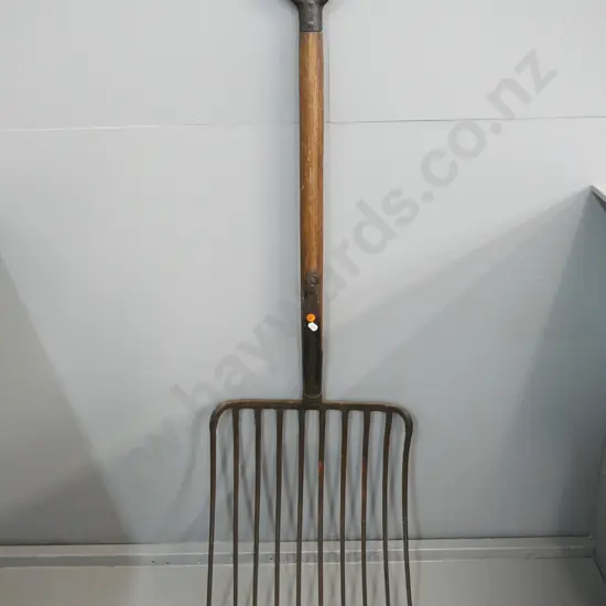 vintage hay rake with wood and metal handle L-1200 W-560