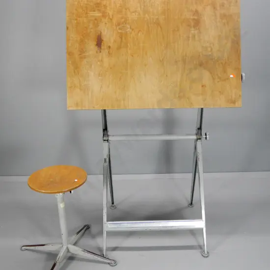 Bauhaus design drafting table with matching stool Top 1100x800