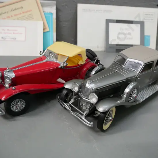 2 Franklin Mint 1:24 scale metal & plastic model cars: 1933 Duesenberg SJ20 Grand & 1935 Mercedes 500 roadster