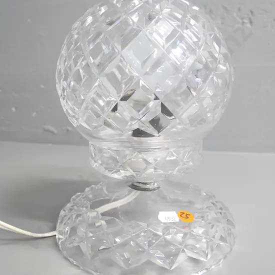 cut crystal table lamp H-120