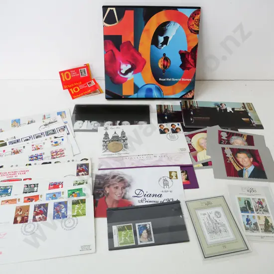 large selection of British commemorative stamps including slip-cased Royal Mail Special Stamps book and stamp set