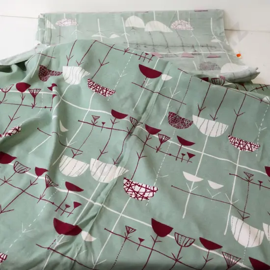 length of retro styled fabric 7.4m x 1.2m