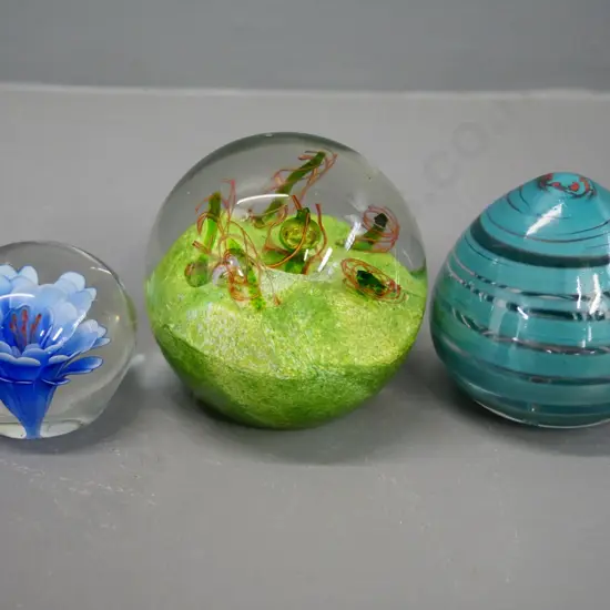 3 art glass paperweights - largest is Diameter 100