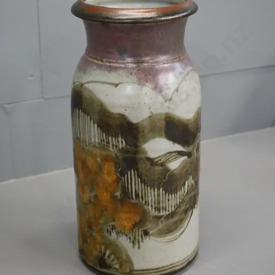 studio pottery vase H-270