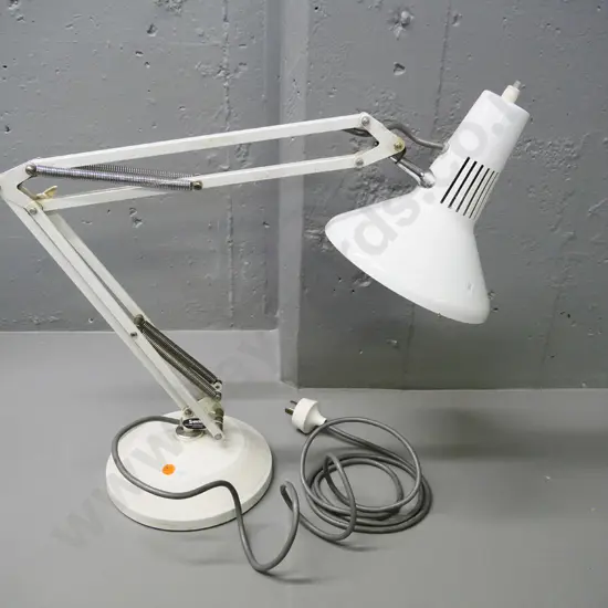 white Superlux Gartner AKL anglepoise lamp - slight marks to finish - shade diameter 180