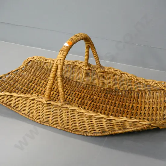 cane flower-gathering basket H-180 L-630