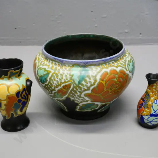 2 Gouda pottery vases - larger is H-120 D-170