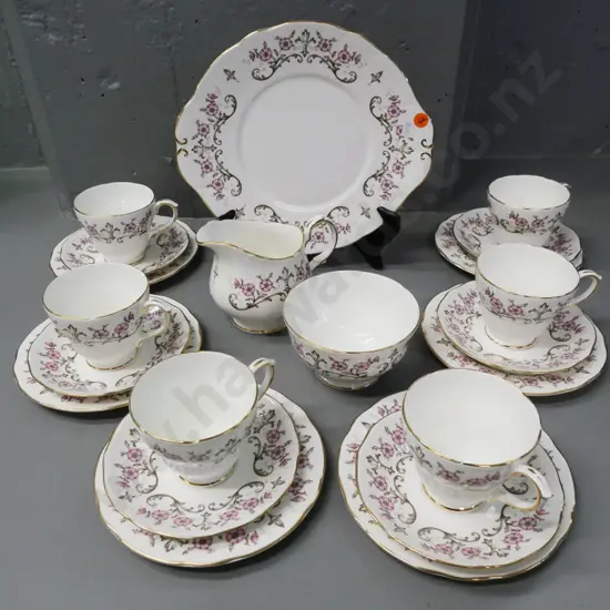 Duchess Tudor Rose 21-piece tea set