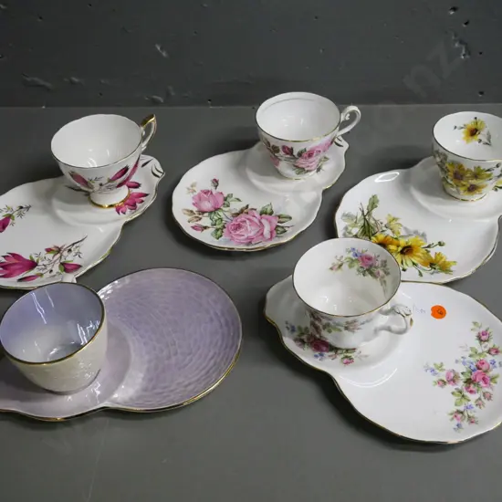 5 china tennis sets - 3 Royal standard, 1 Maling and 1 Royal Albert