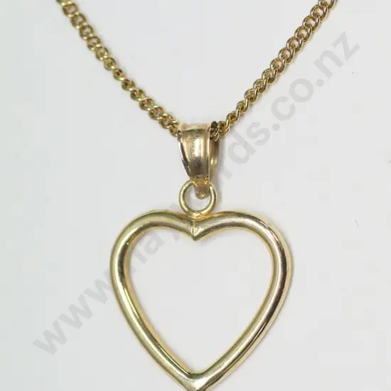 heart shaped pendant stamped 375