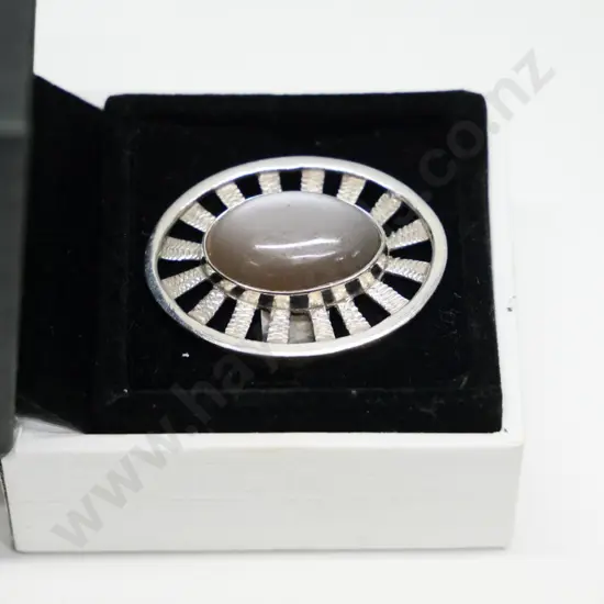 silver dress ring stamped 925