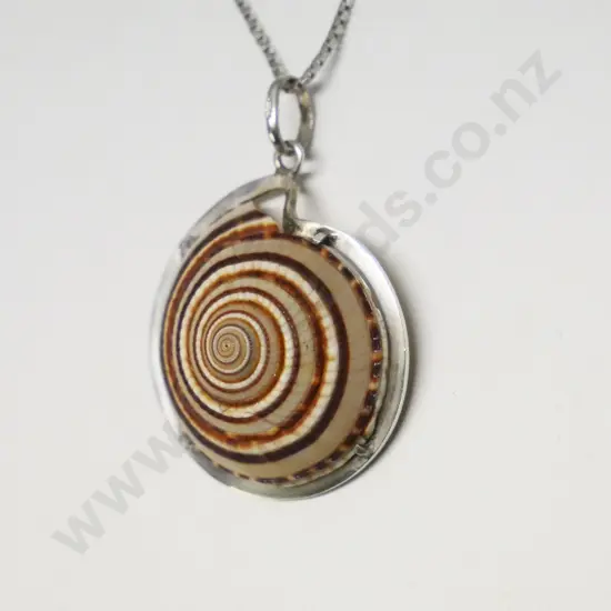 silver shell pendant stamped 925