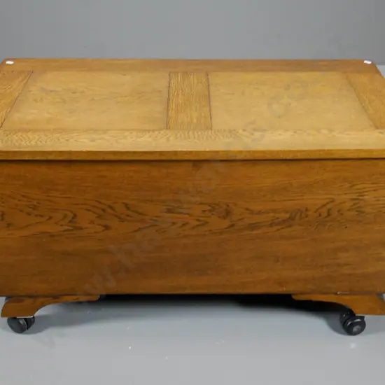 deco oak blanket box on modern casters H-490 W-1100 D-490