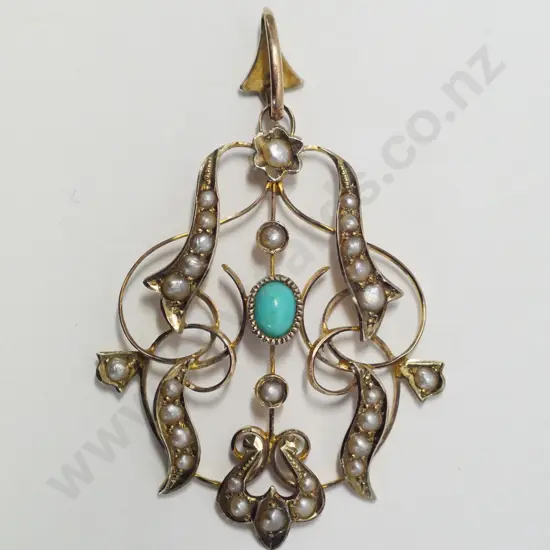 9ct turquoise & seed pearl pendant no chain