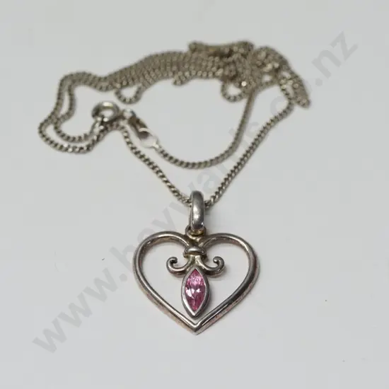silver heart shaped pendant stamped 925