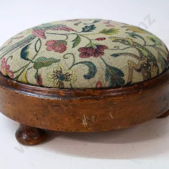 Victorian low round 3-footed foot stool with tapestry upholstered top H-120 Diameter 260