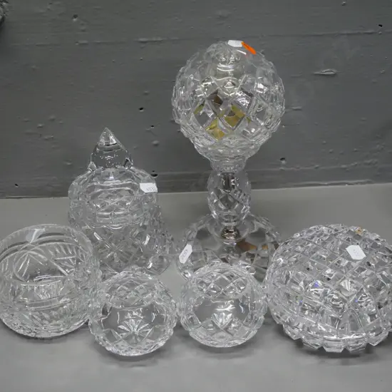 assorted cut crystal items - small table lamp H-210, 2 lidded trinkets, 2 small vases etc.