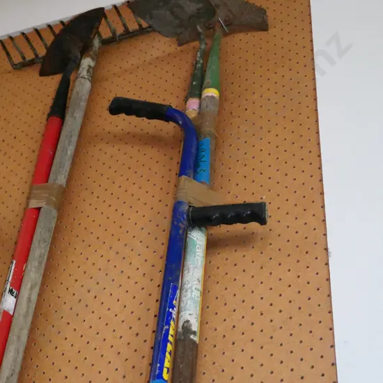 garden tools- hose, edger