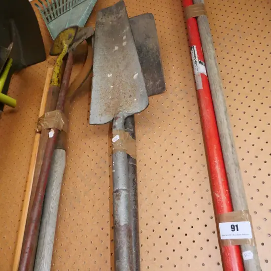 garden tools- spade, tree spade