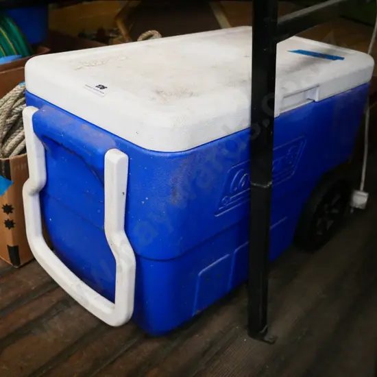 Coleman wheeled chilly bin