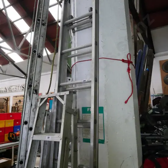 aluminium extension ladder