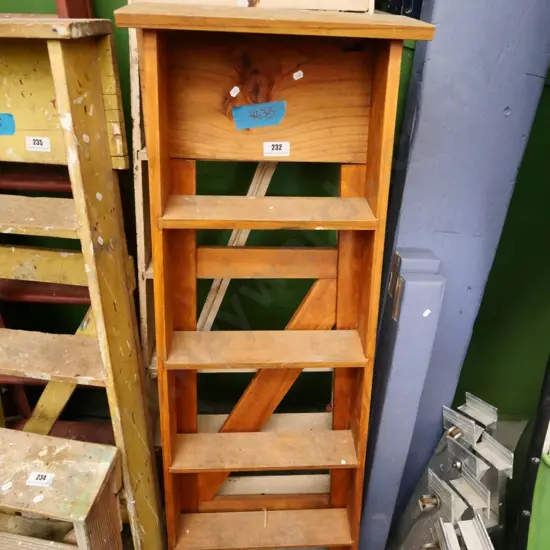 4 step wooden ladder