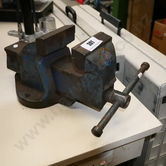 Paramo engineer's vice